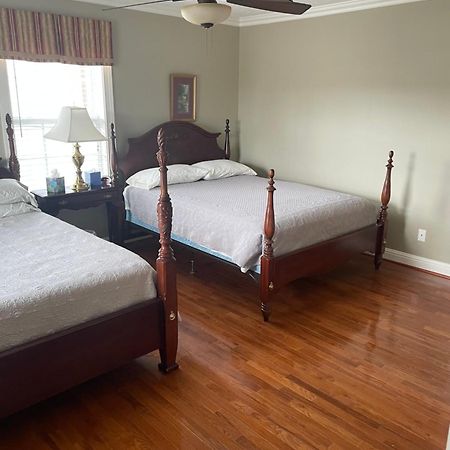 Villa Downtown Abode In The Heart Of The Bourbon Trail à Lebanon Extérieur photo