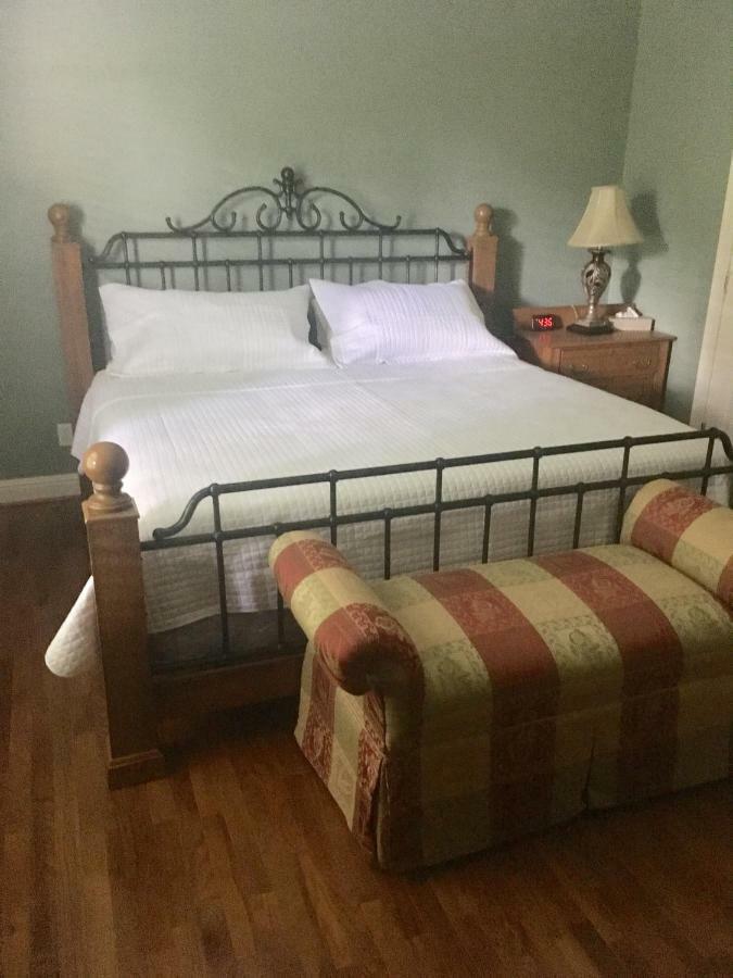 Villa Downtown Abode In The Heart Of The Bourbon Trail à Lebanon Extérieur photo